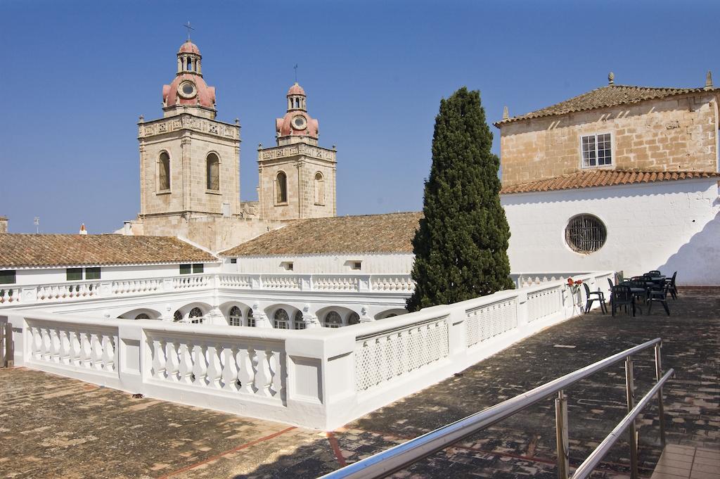 Grupoandria El Claustre De Ciutadella - Hospederia Hostel Εξωτερικό φωτογραφία